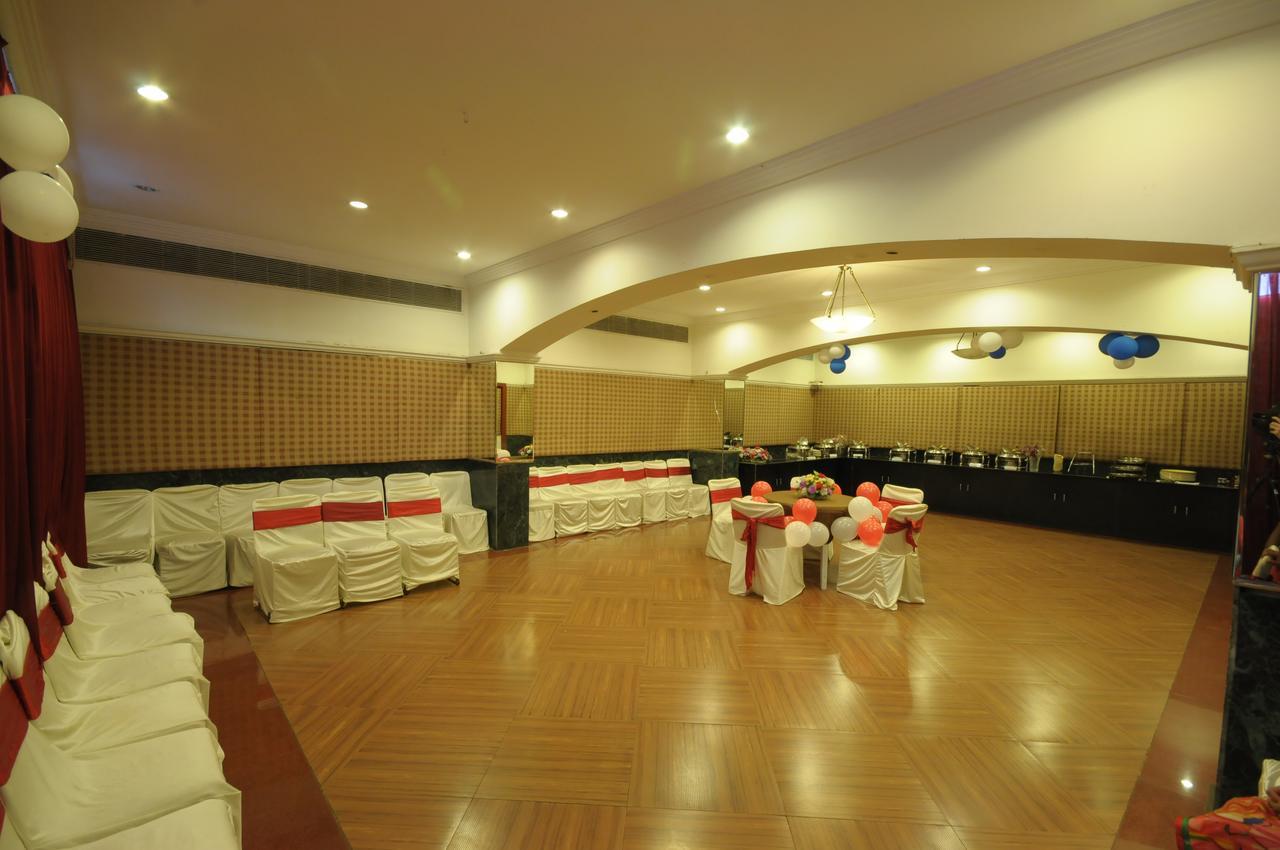 Hotel Grape City Nashik Εξωτερικό φωτογραφία